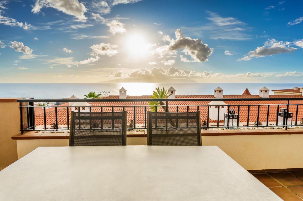 푸에르토 데 산티아고 Santiago Seaview - Sun Terrace And Pool 아파트 외부 사진